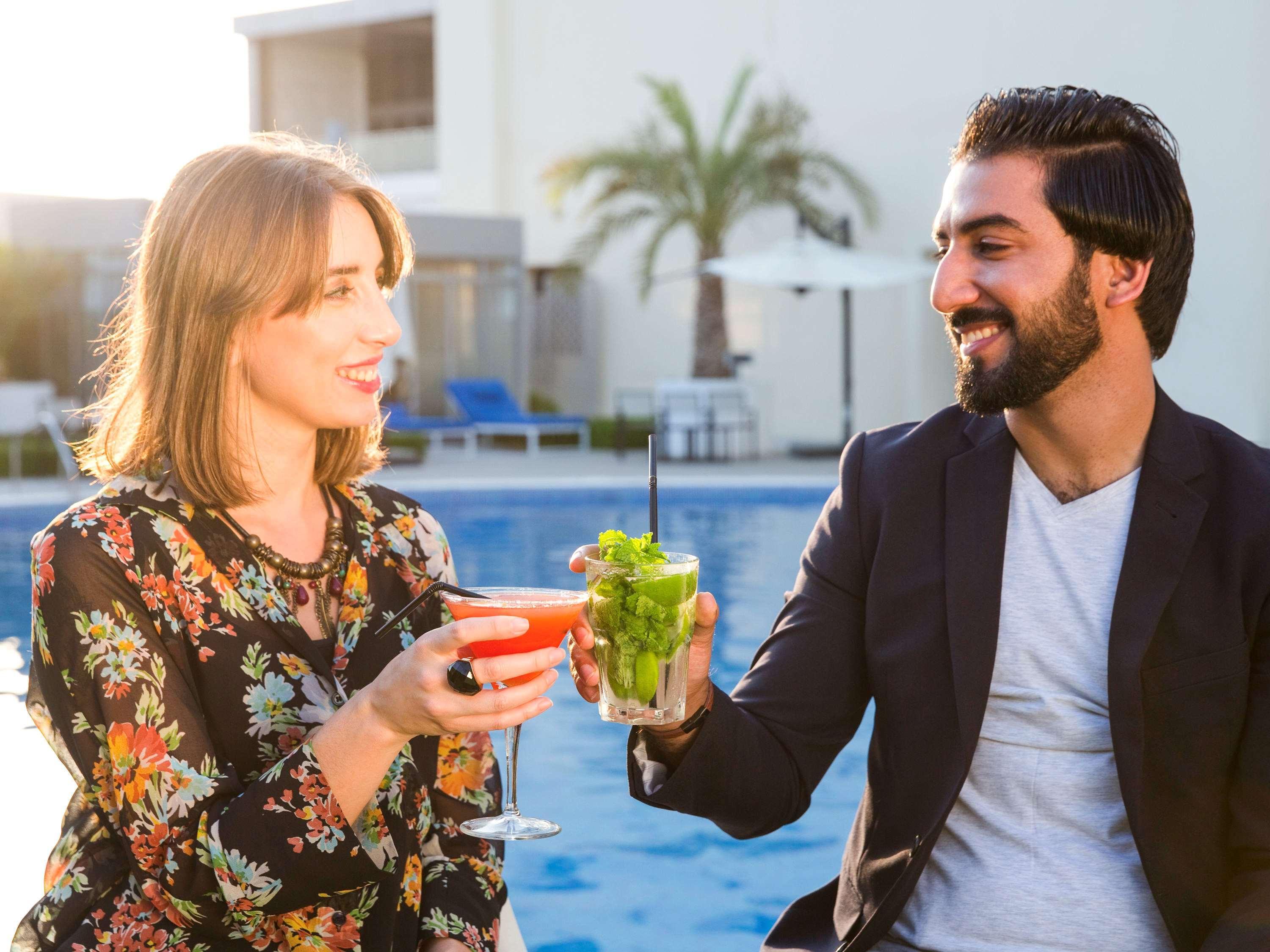 Mercure Sohar Esterno foto