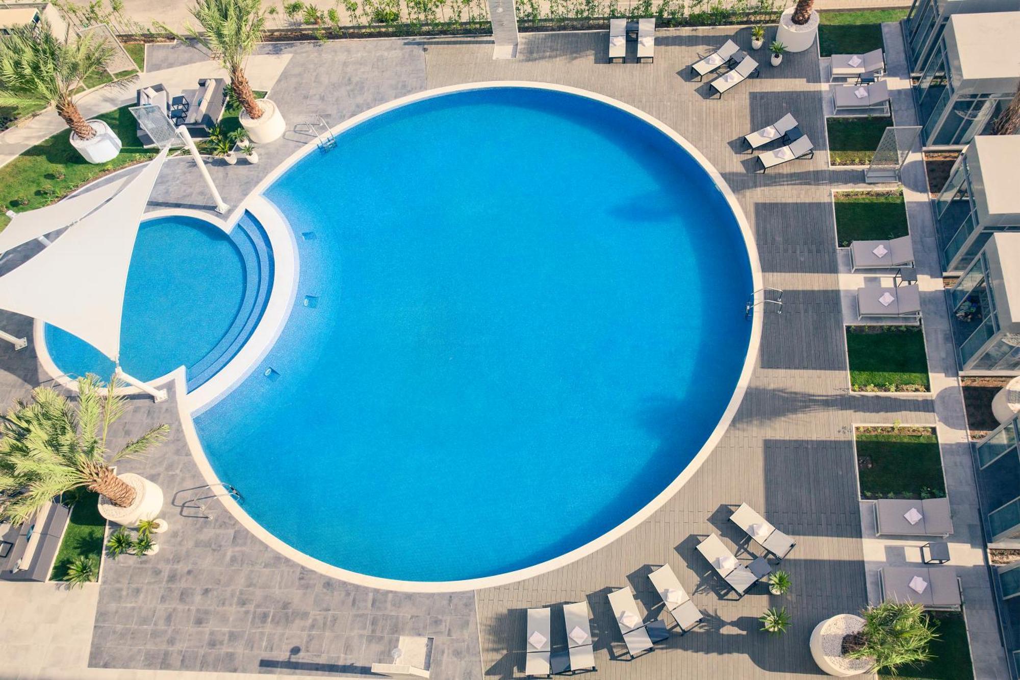 Mercure Sohar Esterno foto